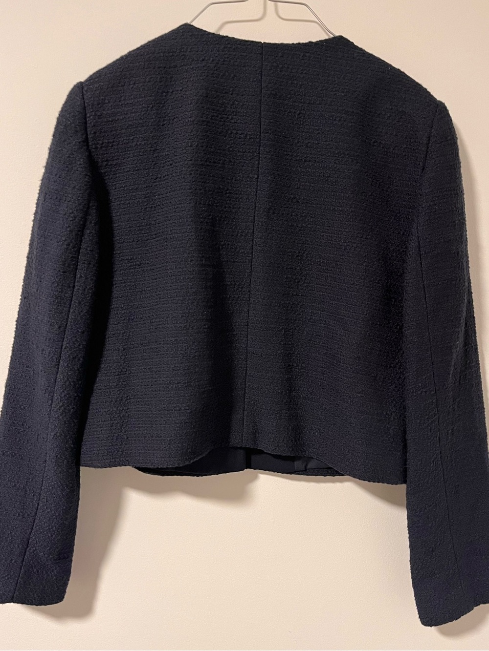 NWT Ann Taylor Navy Bouclé Cropped Jacket with Gold Flower Buttons - Picture 7 of 7